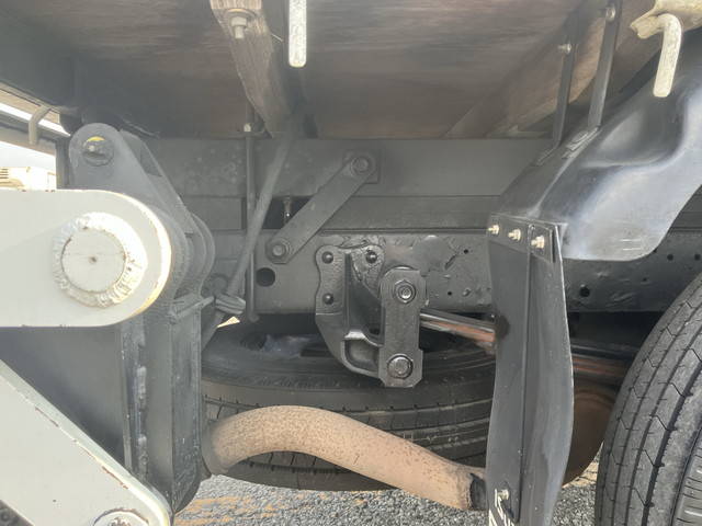 いすゞエルフ平ボディ小型（2t・3t）[写真25]