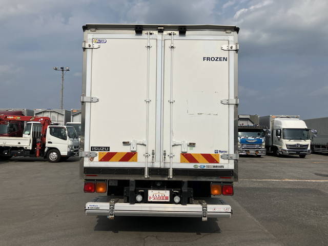 いすゞフォワード冷凍車（冷蔵車）中型（4t）[写真10]