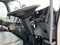 いすゞフォワード冷凍車（冷蔵車）中型（4t）[写真33]