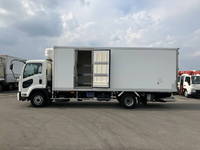 いすゞフォワード冷凍車（冷蔵車）中型（4t）[写真07]