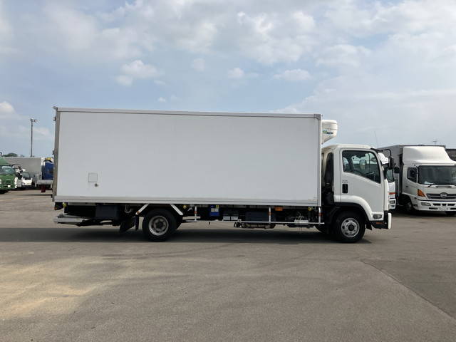 いすゞフォワード冷凍車（冷蔵車）中型（4t）[写真07]