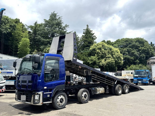 いすゞギガセルフローダー大型（10t）[写真01]