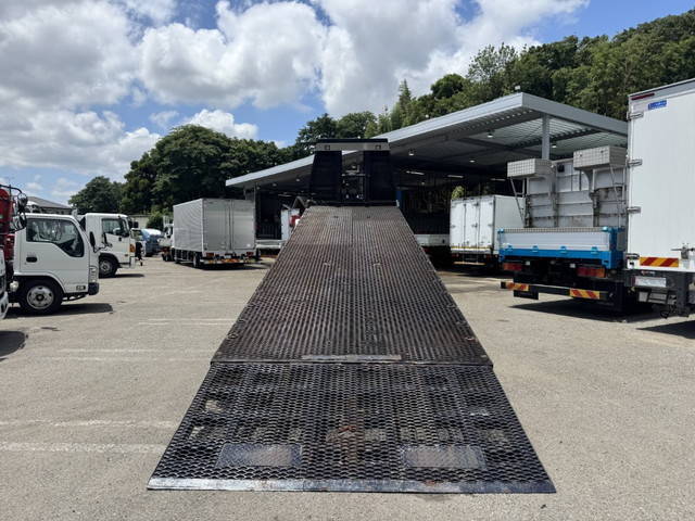 いすゞギガセルフローダー大型（10t）[写真12]