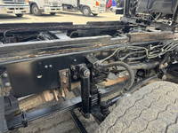 いすゞギガセルフローダー大型（10t）[写真16]