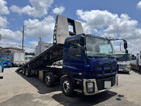 いすゞギガセルフローダー大型（10t）[写真03]