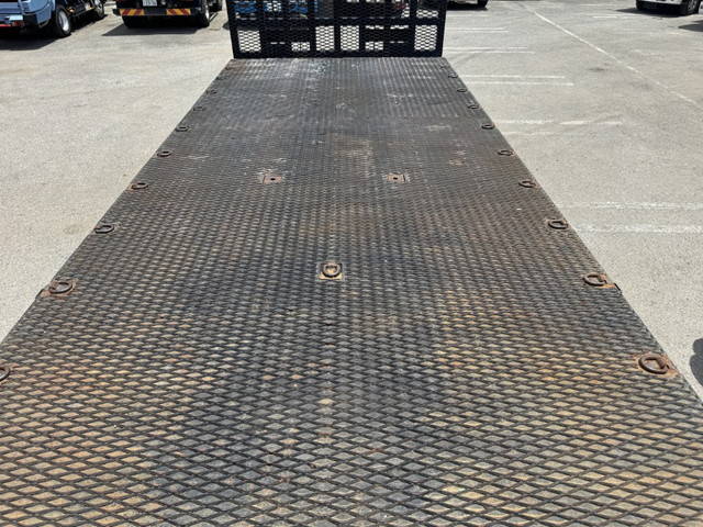 いすゞギガセルフローダー大型（10t）[写真09]