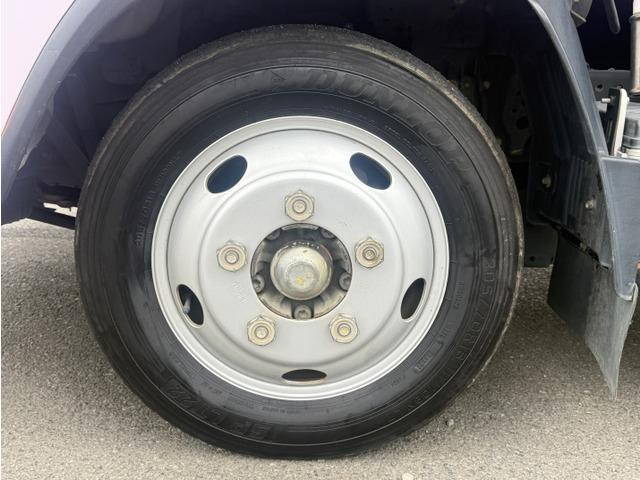 いすゞエルフ平ボディ小型（2t・3t）[写真15]