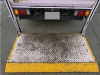 いすゞエルフ平ボディ小型（2t・3t）[写真21]