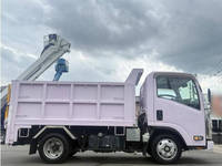 いすゞエルフ平ボディ小型（2t・3t）[写真04]