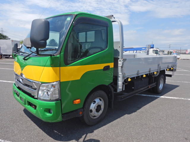 日野デュトロアルミブロック小型（2t・3t）[写真01]