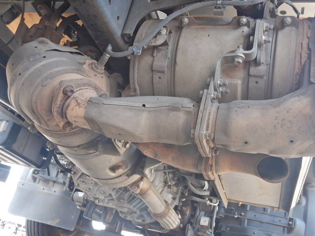 日野デュトロアルミブロック小型（2t・3t）[写真13]