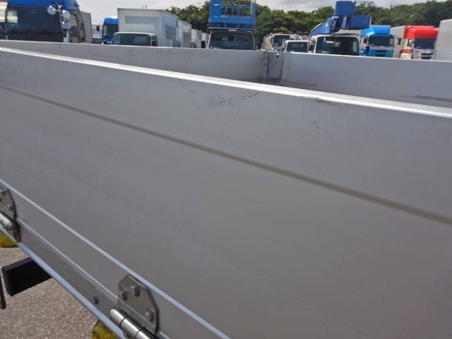 日野デュトロアルミブロック小型（2t・3t）[写真30]