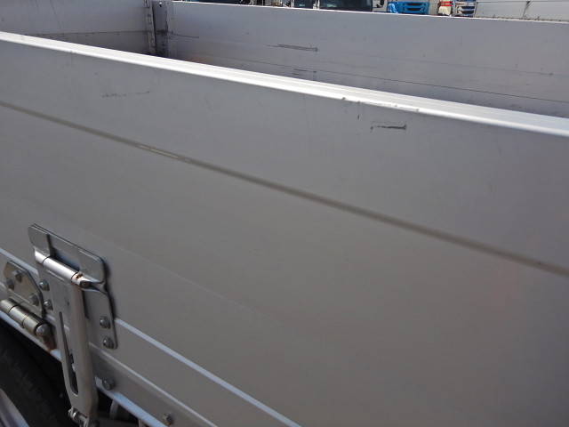 日野デュトロアルミブロック小型（2t・3t）[写真31]