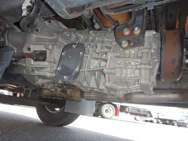 日野デュトロアルミブロック小型（2t・3t）[写真08]