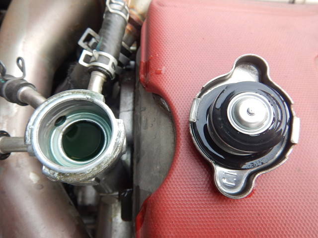 日野デュトロコンテナ専用車小型（2t・3t）[写真16]