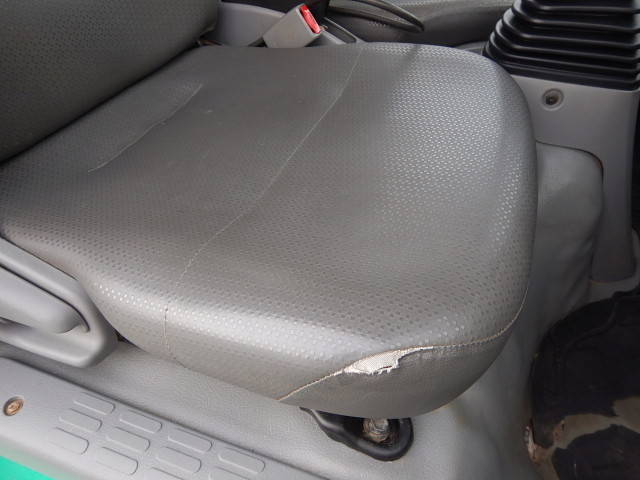 日野デュトロコンテナ専用車小型（2t・3t）[写真18]