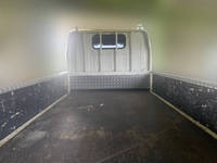 三菱ふそうキャンターガッツ平ボディ小型（2t・3t）[写真11]