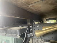 三菱ふそうキャンターガッツ平ボディ小型（2t・3t）[写真18]