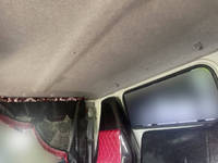 三菱ふそうキャンターガッツ平ボディ小型（2t・3t）[写真30]