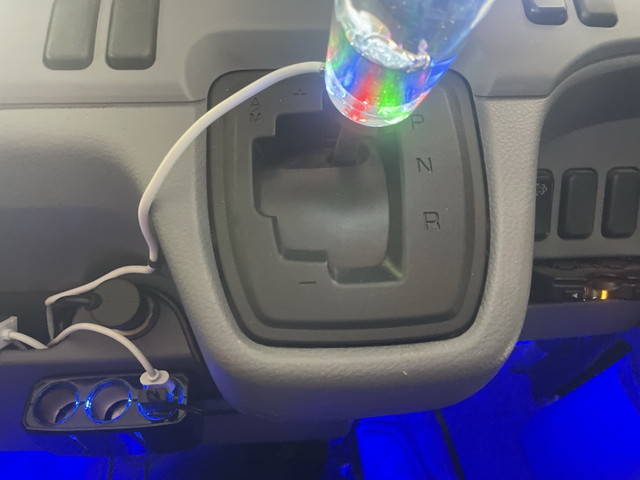 三菱ふそうキャンターガッツ平ボディ小型（2t・3t）[写真33]