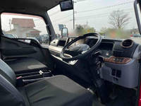 三菱ふそうキャンターアルミバン小型（2t・3t）[写真10]