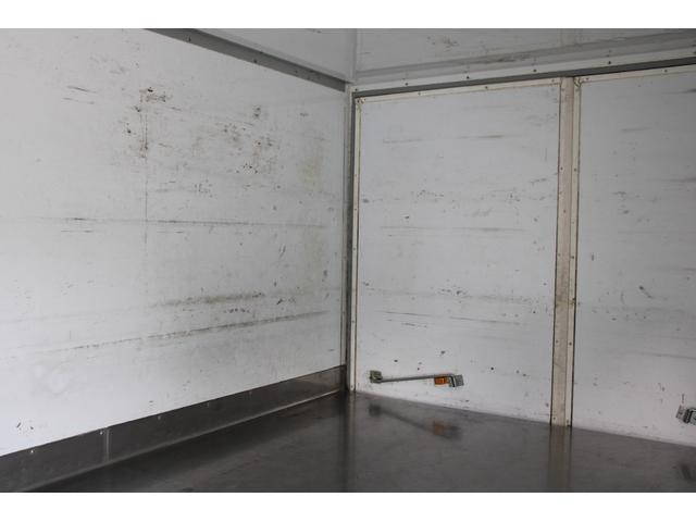 トヨタダイナ保冷バン小型（2t・3t）[写真17]