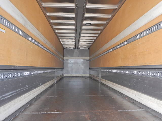 UDトラックスその他の車種アルミウイング大型（10t）[写真17]