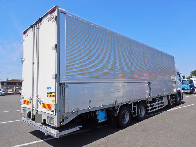 UDトラックスその他の車種アルミウイング大型（10t）[写真02]