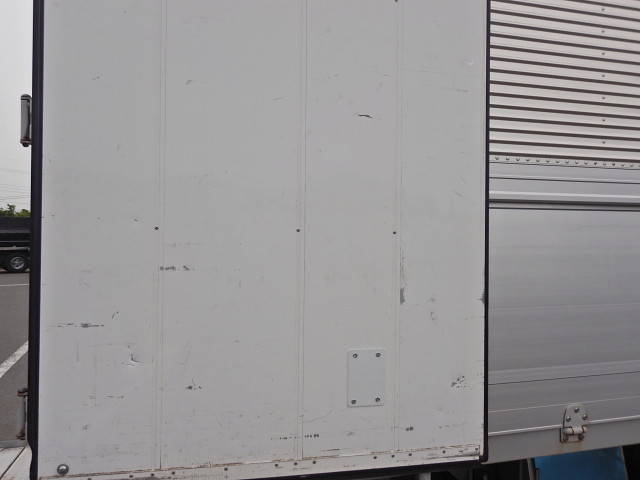 UDトラックスその他の車種アルミウイング大型（10t）[写真20]