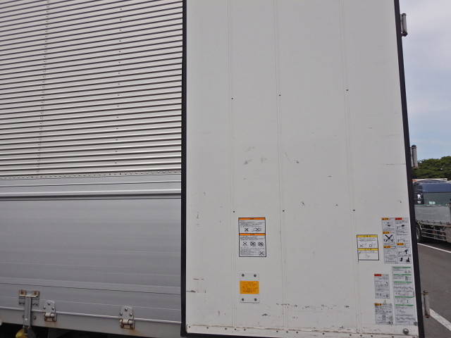 UDトラックスその他の車種アルミウイング大型（10t）[写真21]