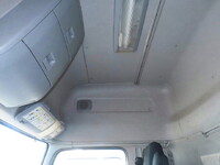 UDトラックスクオンアルミウイング大型（10t）[写真23]