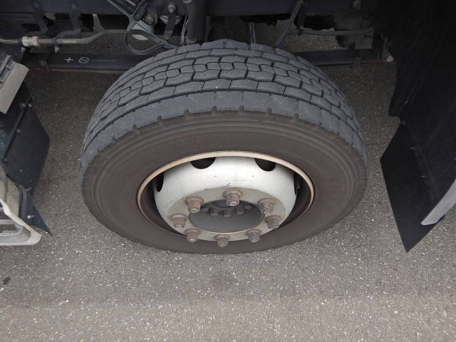 UDトラックスその他の車種アルミウイング大型（10t）[写真30]