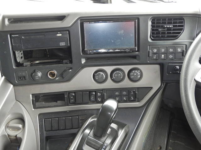 UDトラックスその他の車種アルミウイング大型（10t）[写真36]