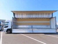 UDトラックスクオンアルミウイング大型（10t）[写真07]