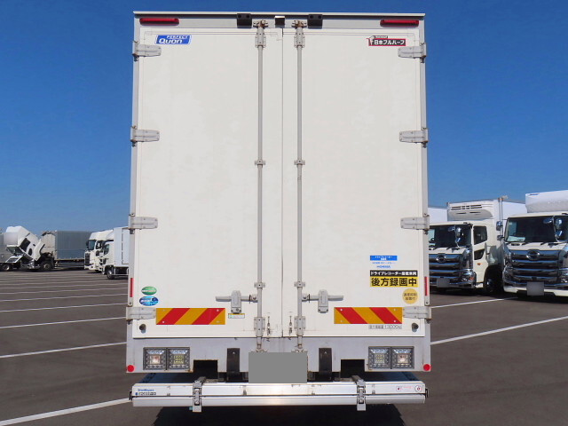 UDトラックスクオンアルミウイング大型（10t）[写真07]