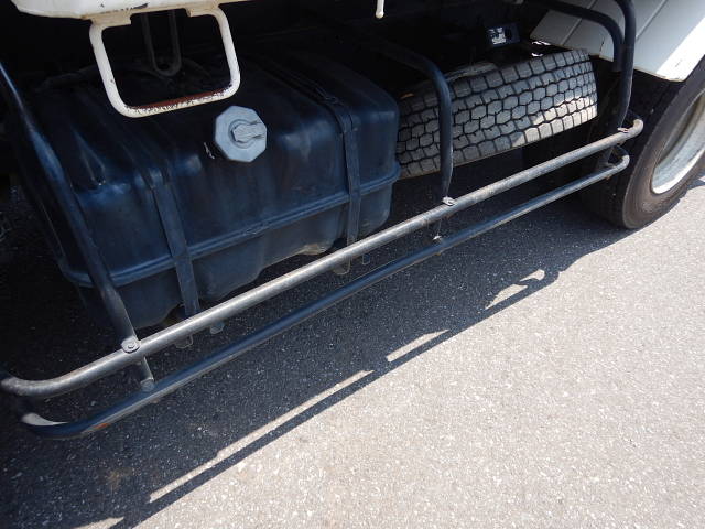 いすゞフォワードダンプ中型（4t）[写真30]