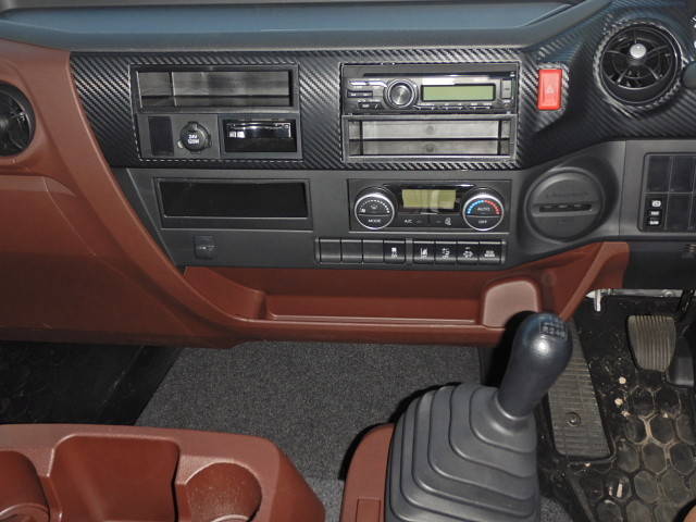 日野レンジャーアルミウイング中型（4t）[写真20]