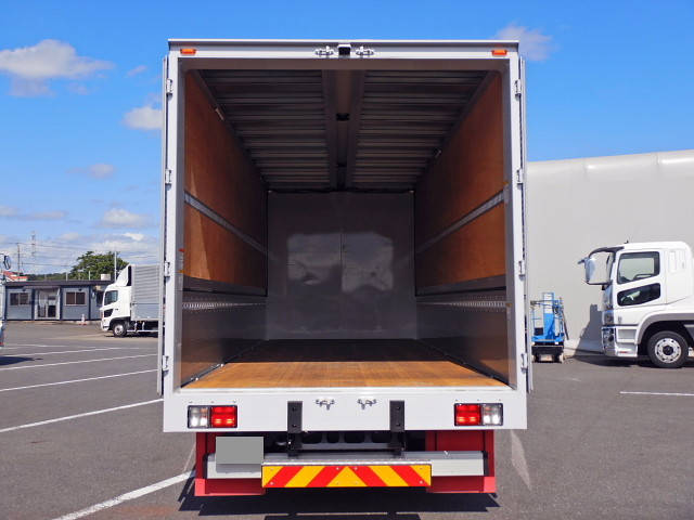 日野レンジャーアルミウイング中型（4t）[写真06]