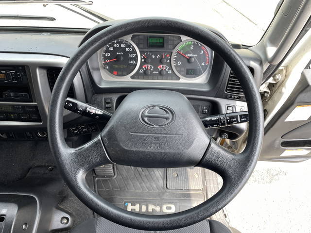 日野レンジャーアルミブロック中型（4t）[写真34]