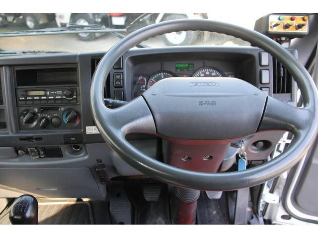 いすゞフォワードパッカー車（塵芥車）中型（4t）[写真30]