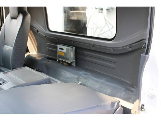 いすゞフォワードパッカー車（塵芥車）中型（4t）[写真37]