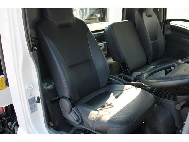 いすゞフォワードパッカー車（塵芥車）中型（4t）[写真38]