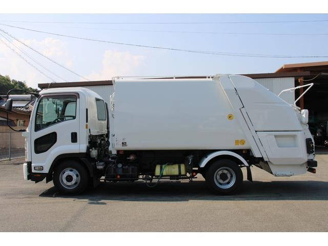 いすゞフォワードパッカー車（塵芥車）中型（4t）[写真04]