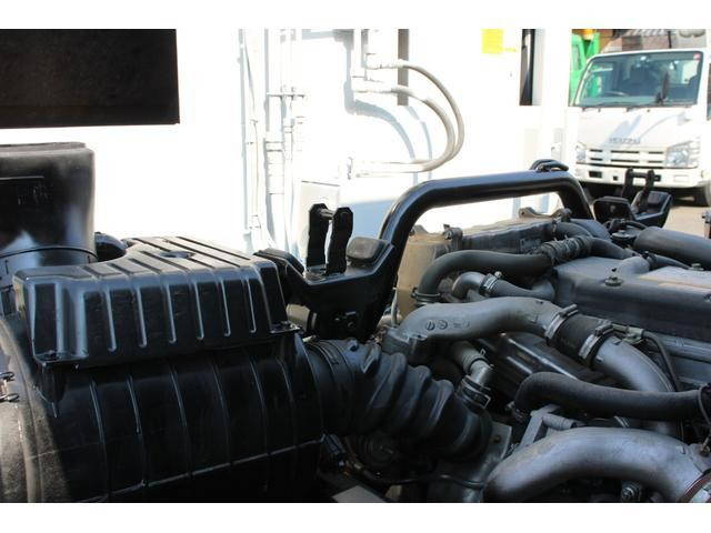 いすゞフォワードパッカー車（塵芥車）中型（4t）[写真07]