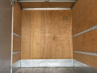 いすゞエルフアルミバン小型（2t・3t）[写真13]