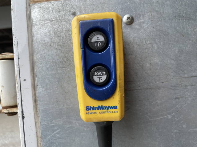 いすゞエルフアルミバン小型（2t・3t）[写真19]