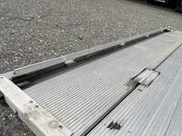 いすゞエルフアルミバン小型（2t・3t）[写真21]