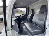 いすゞエルフアルミバン小型（2t・3t）[写真32]