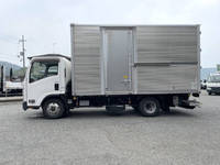 いすゞエルフアルミバン小型（2t・3t）[写真05]