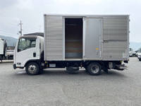 いすゞエルフアルミバン小型（2t・3t）[写真06]